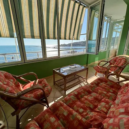 شقة Stunning Sea View