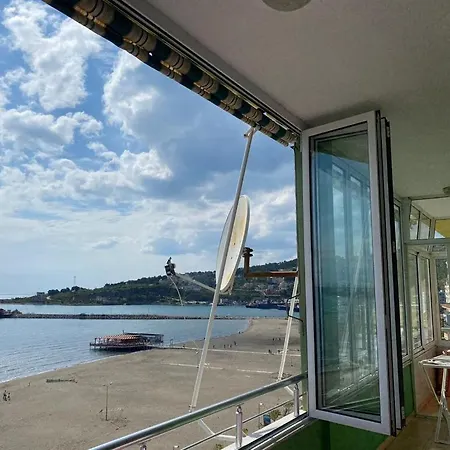 Διαμέρισμα Stunning Sea View *